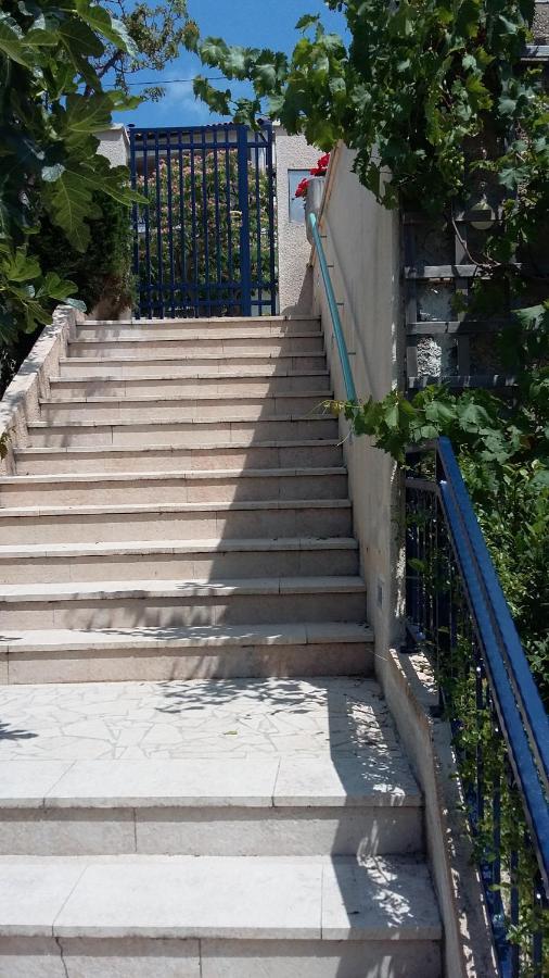 Die Appartements Glavas,Eckwohnunge Fuer 2 Personen Novi Vinodolski Zewnętrze zdjęcie